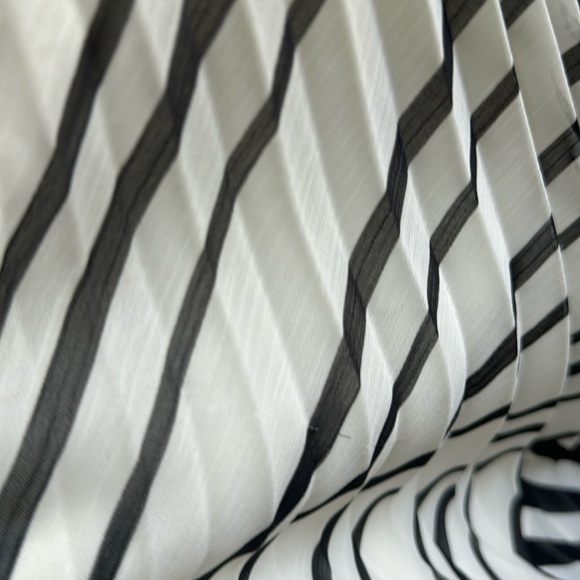 BCBGMaxAzria mixed print pleated fit and flare dress. small. - Picture 15 of 17